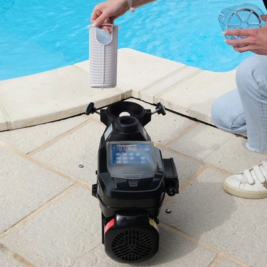 Bomba de velocidad variable MaxFlo® VS Hayward filtro cesta gran capacidad - Q-Tech® 2026