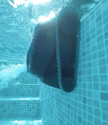 Dolphin Liberty 200 robot limpiafondos piscina inalambrico