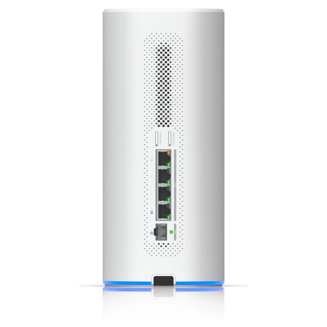 Trasera del UniFi Dream Router 5G Max con sus puertos de red